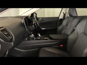 Lexus NX 350h EX - Image 7