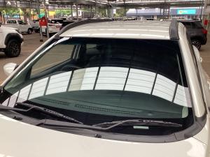 Toyota Starlet Cross 1.5 XS manual - Image 14