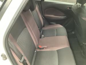 Toyota Starlet Cross 1.5 XS manual - Image 18