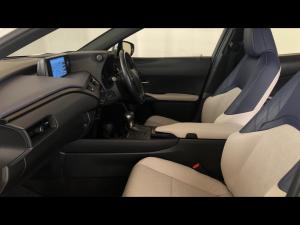 Lexus UX 250h SE - Image 7