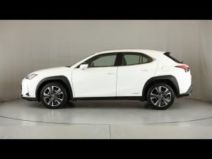 Lexus UX 250h SE - Image 22