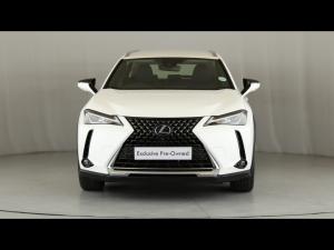 Lexus UX 250h SE - Image 4