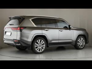Lexus LX 600 VIP - Image 2