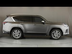 Lexus LX 600 VIP - Image 3