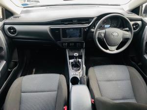 Toyota Corolla Quest 1.8 Plus manual - Image 6