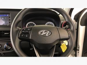 Hyundai Grand i10 1.0 Premium hatch - Image 8