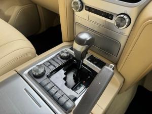 Toyota Land Cruiser 200 4.5D-4D V8 VX - Image 12