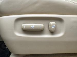 Toyota Land Cruiser 200 4.5D-4D V8 VX - Image 17