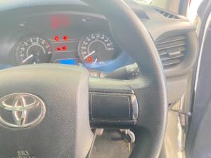 Toyota Hilux 2.0 VvtiP/U Single Cab - Image 10