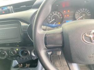 Toyota Hilux 2.0 VvtiP/U Single Cab - Image 9