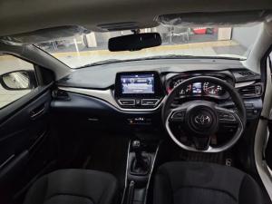 Toyota Starlet 1.5 XR - Image 6