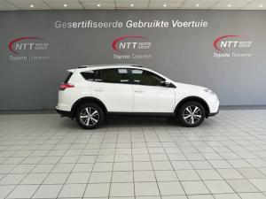Toyota RAV4 2.0 GX automatic - Image 3