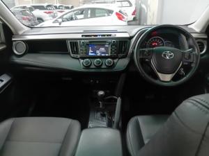 Toyota RAV4 2.0 GX automatic - Image 6