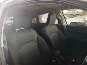 Toyota Starlet 1.5 XR automatic - Image 15