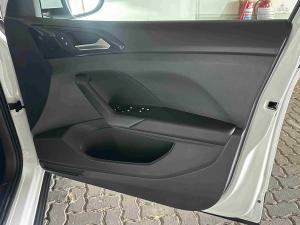 Volkswagen T-CROSS 1.0 TSI DSG - Image 10