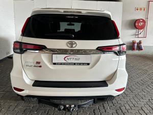 Toyota Fortuner 2.8GD-6 Raised Body automatic - Image 5