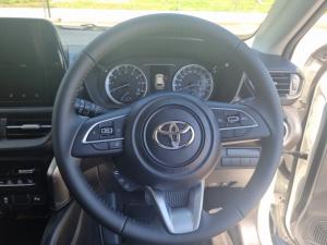 Toyota Urban Cruiser 1.5 XR automatic - Image 8