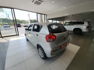 Toyota Vitz 1.0 - Image 14