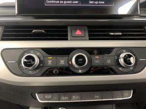 Audi A4 35 Tfsi Stronic - Image 10