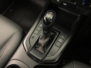 Isuzu D-MAX 1.9 Ddi HR X-RIDER automatic D/C - Image 10