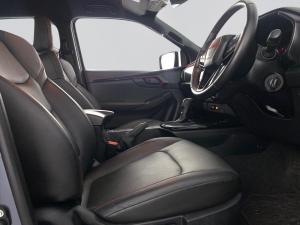 Isuzu D-MAX 1.9 Ddi HR X-RIDER automatic D/C - Image 15