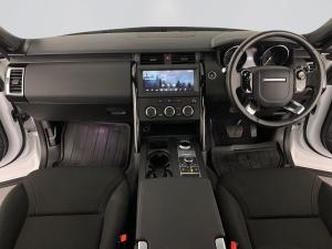 Land Rover Discovery 3.0 TD6 S - Image 11