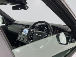 Land Rover Discovery 3.0 TD6 S - Image 13