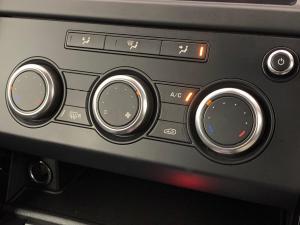 Land Rover Discovery 3.0 TD6 S - Image 5