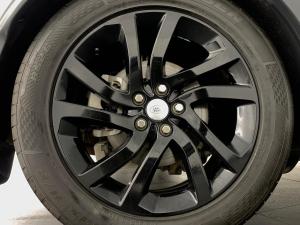 Land Rover Discovery 3.0 TD6 S - Image 8