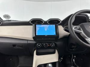 Nissan Magnite 1.0 Visia AMT - Image 18