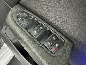 Renault Clio V 1.0T Intens - Image 19
