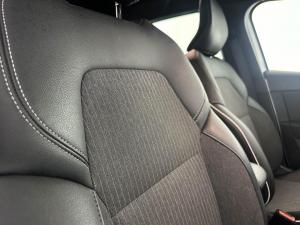 Renault Clio V 1.0T Intens - Image 9