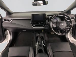 Toyota Corolla 1.8 XS Hybrid CVT - Image 11
