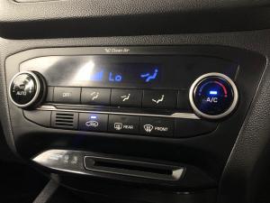 Hyundai i20 1.2 Fluid - Image 7