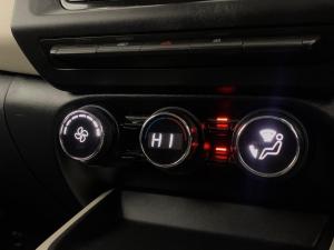 Nissan Magnite 1.0 Visia - Image 10