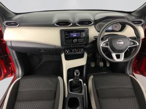 Nissan Magnite 1.0 Visia - Image 11