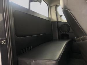 Toyota Hilux 2.4 GD-6 RB Raider automaticE/CAB - Image 17