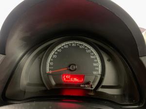 Volkswagen Take UP! 1.0 5-Door - Image 11