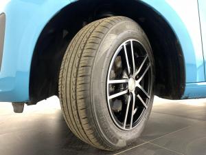 Volkswagen Take UP! 1.0 5-Door - Image 19