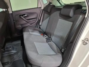 Volkswagen Polo Vivo hatch 1.6 Life - Image 13