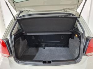 Volkswagen Polo Vivo hatch 1.6 Life - Image 6