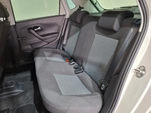 Volkswagen Polo Vivo hatch 1.6 Life - Image 8