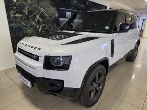 Land Rover Defender 110 D300 X-Dynamic HSE - Image 1
