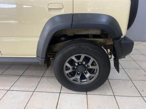 Suzuki Jimny 1.5 GLX AllGrip 5-door auto - Image 8