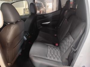 Nissan Navara 2.5DDTi double cab Stealth 4x4 - Image 13
