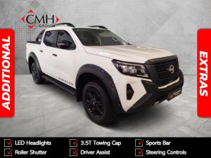 Nissan Navara 2.5DDTi double cab Stealth 4x4 - Image 1