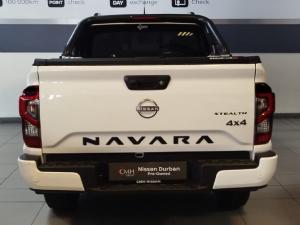 Nissan Navara 2.5DDTi double cab Stealth 4x4 - Image 7