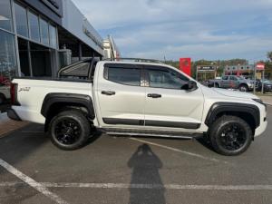 Mitsubishi Triton 2.4DI-D double cab Xtreme 4x4 - Image 2