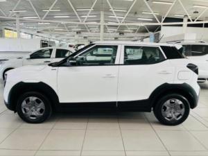 Mahindra XUV 3XO 1.2T MX2 auto - Image 4