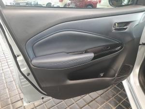 Suzuki Baleno 1.5 GLX auto - Image 13